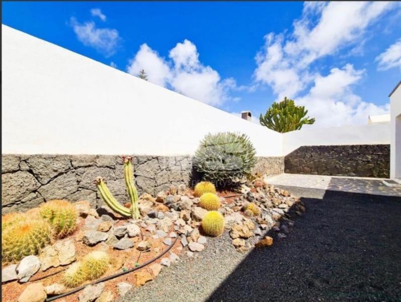Villa Angelina Playa Blanca  Exterior photo